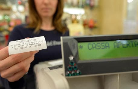 Aumento Iva, tutti i partiti lo vogliono scongiurare: come? Manovrina entro l'estate, i margini