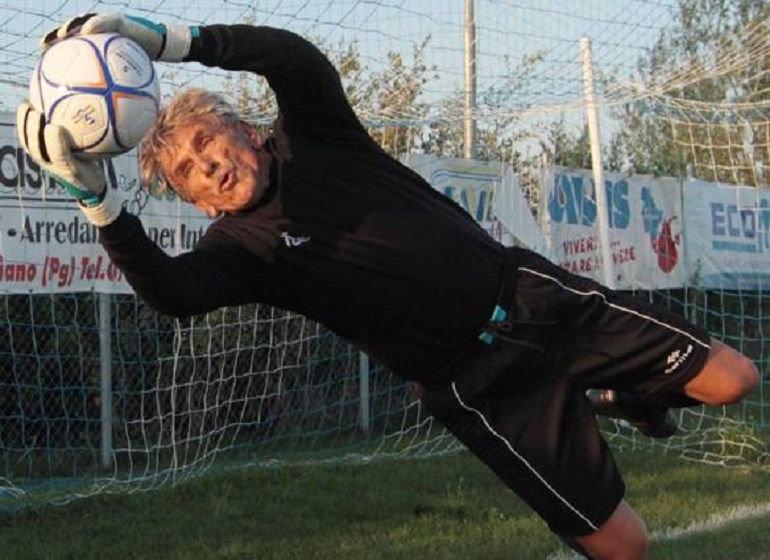 Lamberto Boranga, l'ex portiere della Fiorentina torna in campo a 75 anni in Terza Categoria
