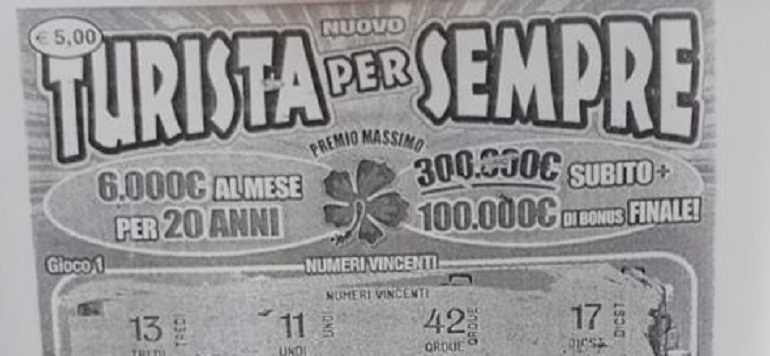 Lecce, vince un milione e mezzo col gratta e vinci "Turista per sempre"