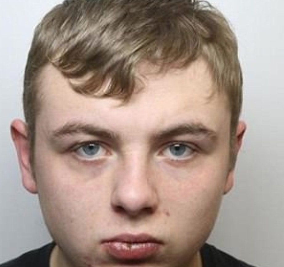 Polizia cerca su Fb ragazzo scomparso. Lui risponde: "Veramente sono ricercato"