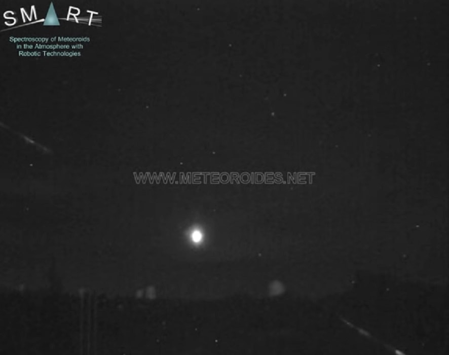 Meteorite sfreccia e precipita al largo di Gibilterra