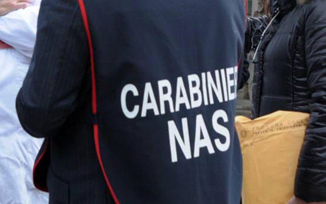 Emilia-Romagna: falsi dentisti, dietologi e fisioterapisti. Denunciate 22 persone, chiuse due strutture