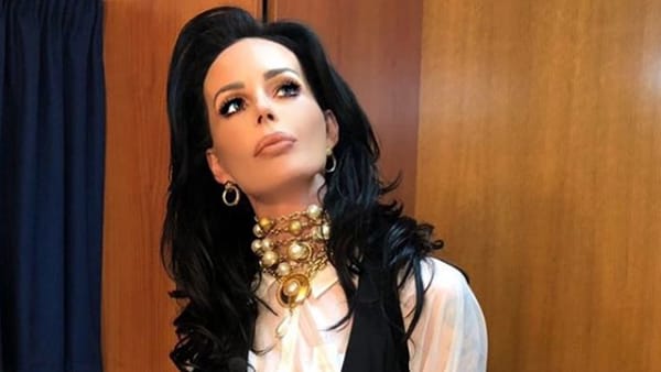 Nina Moric al Grande Fratello "irriconoscibile per la chirurgia". Lei: "Vedere marcio in tutto non vi rende migliori"