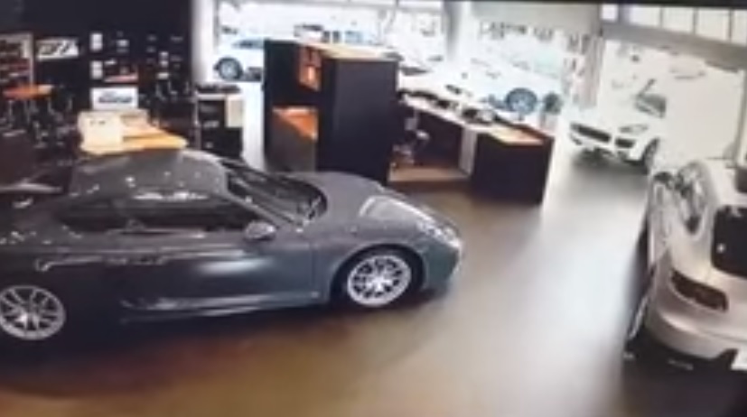 porsche concessionario