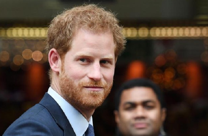 Harry, sempre lo stesso vestito per le cerimonie ufficiali (foto Ansa)