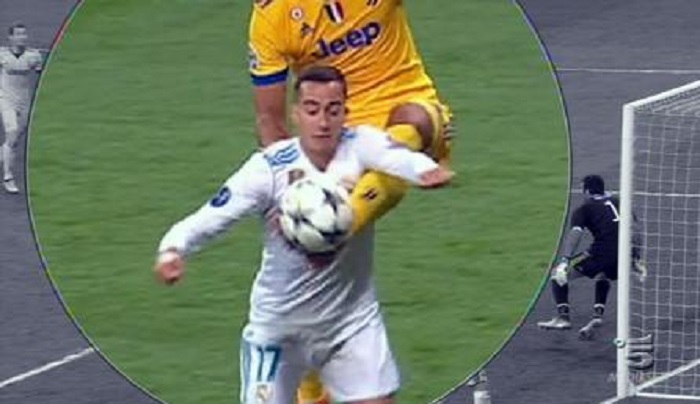 Collina: "Real Madrid-Juventus? Sarebbe stato rigore anche col Var" (foto Ansa)