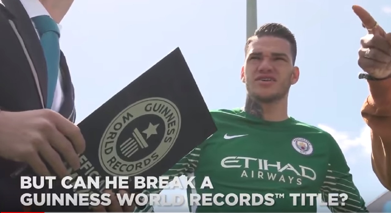 Ederson Moraes, portiere Manchester City nel Guinness
