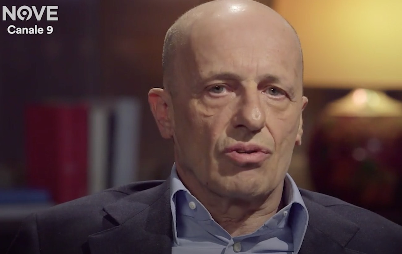 Alessandro Sallusti: "Matteo Renzi mi disse: ti spacco le gambe, basta***"