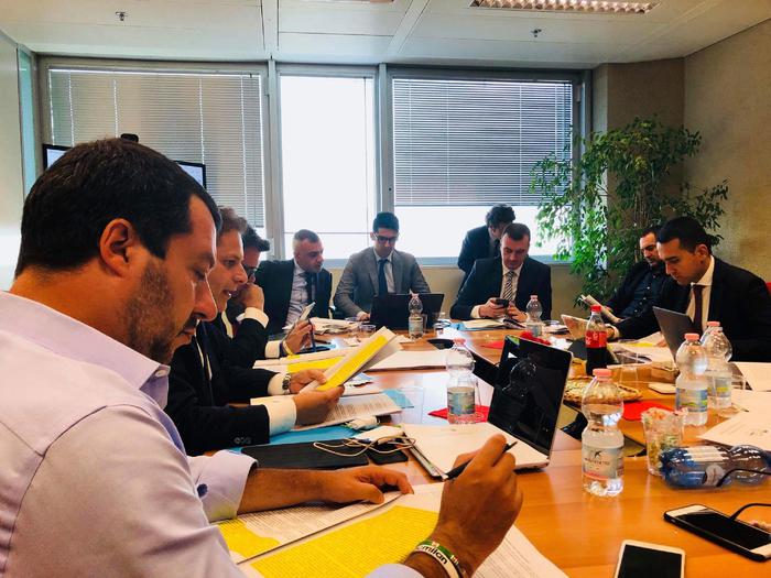 Governo del cambiamento Lega-M5s: Conte premier, Salvini agli Interni, Di Maio al lavoro. Sarà così?