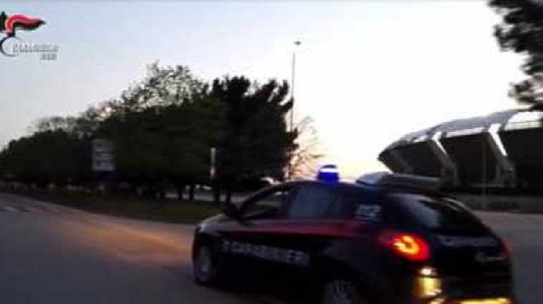 Bari, prostituzione minorile vicino allo stadio San Nicola: 3 arresti. Del caso si occuparono anche Le Iene