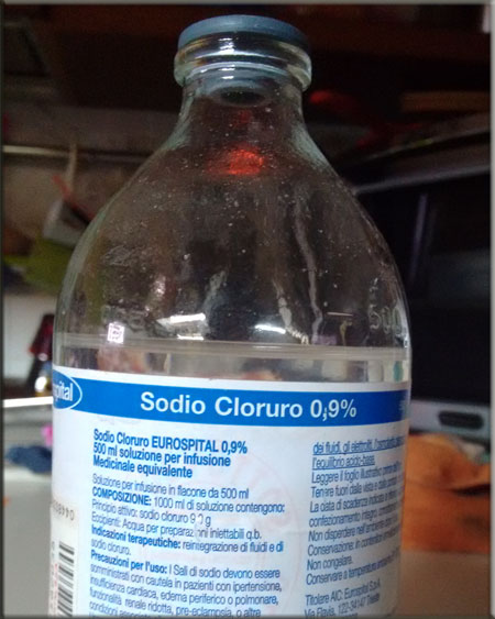 Soluzione fisiologica: in Usa scarseggia, costa poco, non la producono più