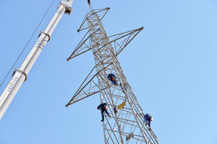 Terna, il progetto in Uruguay premiato "Deal of the Year 2018"