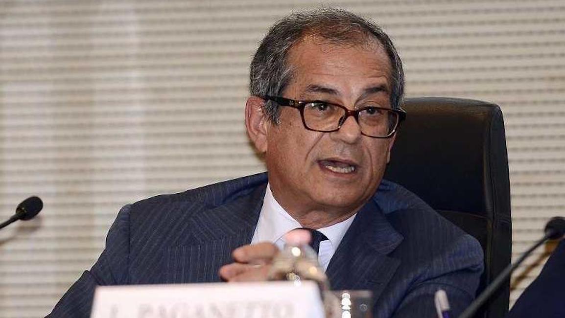 Giovanni Tria ministro dell'Economia: non è Savona ma gli dà ragione sull'euro