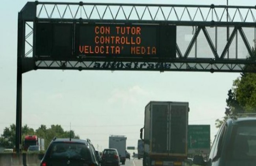 Autostrade, Tutor spenti da oggi: è allarme. Ma attenti a non rispettare i limiti