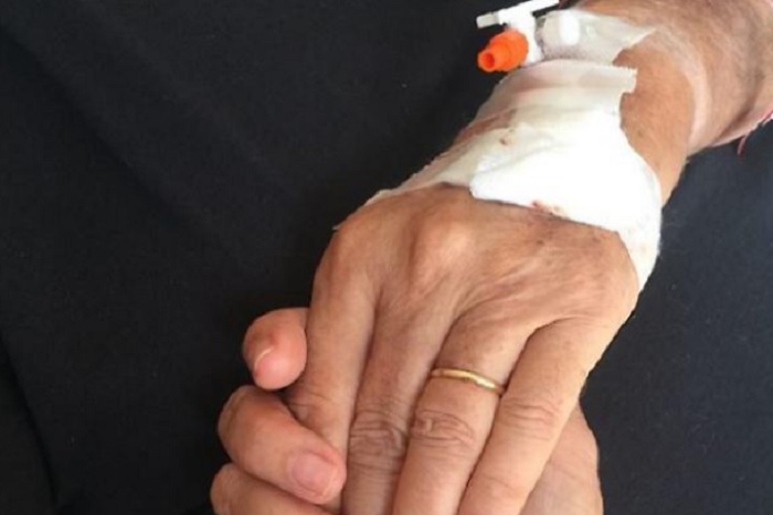 Mara Venier, su Instagram la foto col marito appena operato