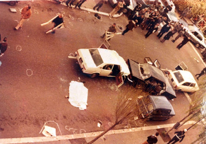 Caso Aldo Moro, la tesi di un perito balistico: "In via Fani c'era anche un tiratore scelto..." (foto Ansa)