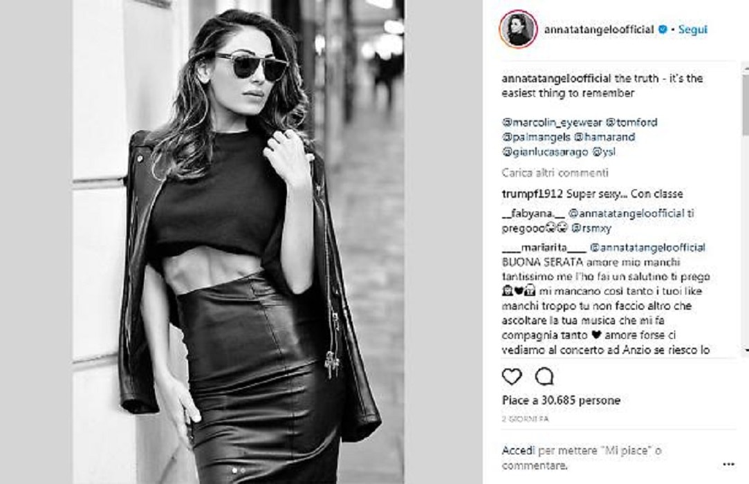 Anna Tatangelo magrissima