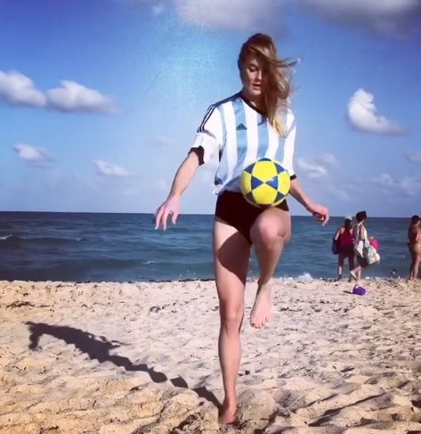 Astrid Ericsson modella