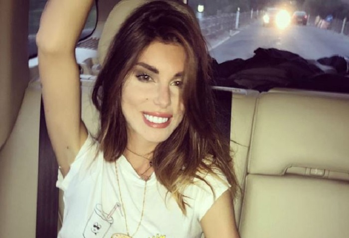 Bianca Atzei rivela: "Vivo con una protesi al cuore" (foto Instagram)