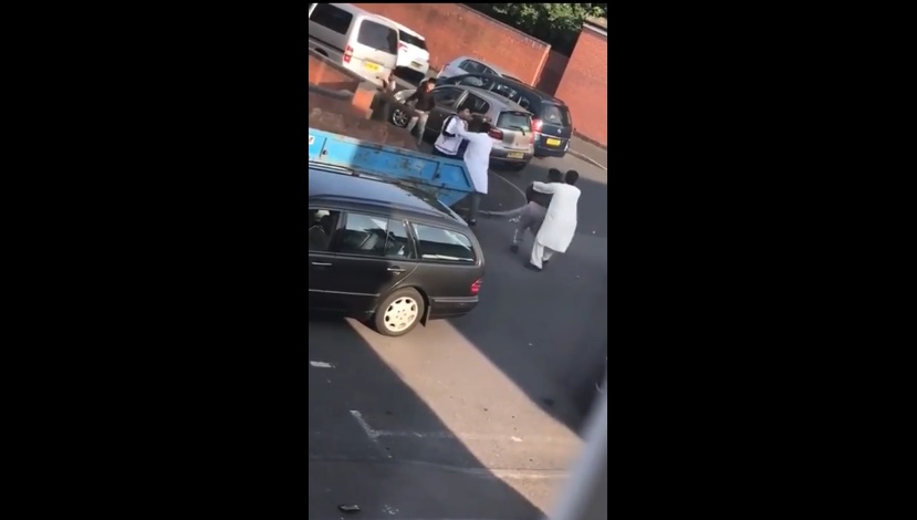 Birmingham rissa in strada