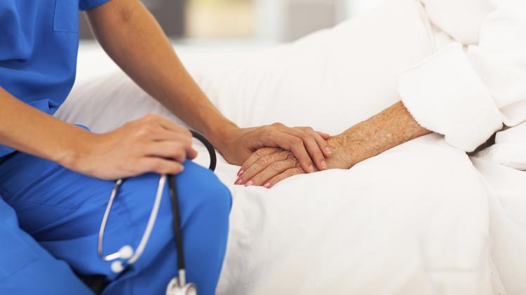 Eutanasia, in California suicidio assistito per i malati terminali con sei mesi di vita