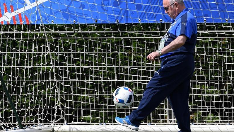 carlo tavecchio molestie