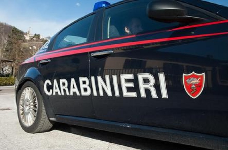 Milano, prende a cinghiate la moglie davanti alla figlia di due anni: arrestato afgano (foto d'archivio Ansa)