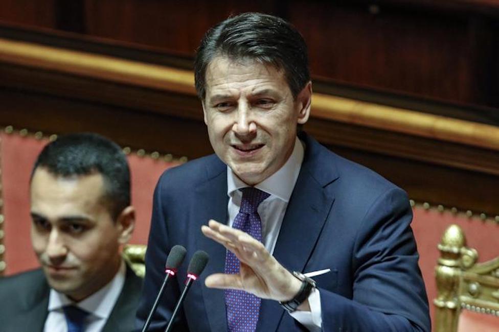 Giuseppe Conte: Daspo ai corrotti e soldi per tutti, ma con molta calma...