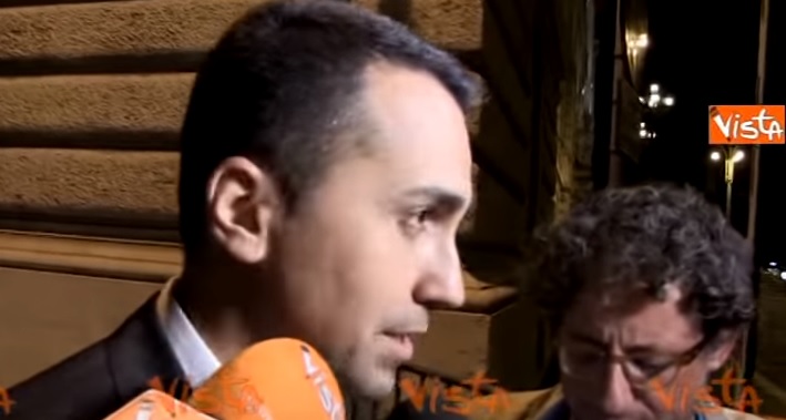 YOUTUBE Luigi Di Maio: "Aquarius caso spinoso, Europa batta un colpo"