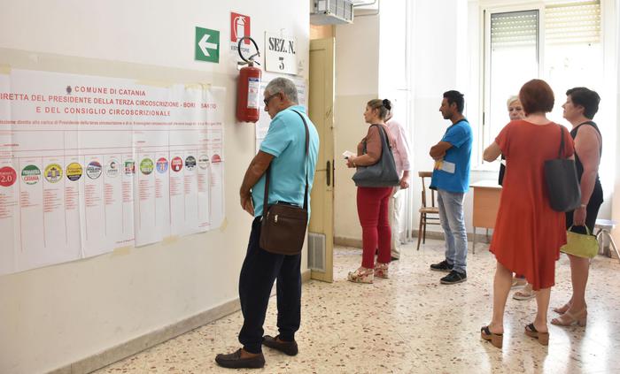 M5S nei Comuni capoluogo dal 32,7% (4 marzo) al 12% (10 giugno): fa 70% in meno perché...stavolta è opportuno