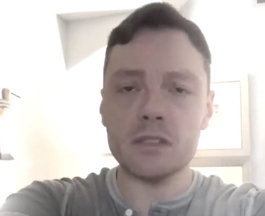 Tiziano Ferro, video appello contro la macellazione di cani in Cina: "#StopYulin"