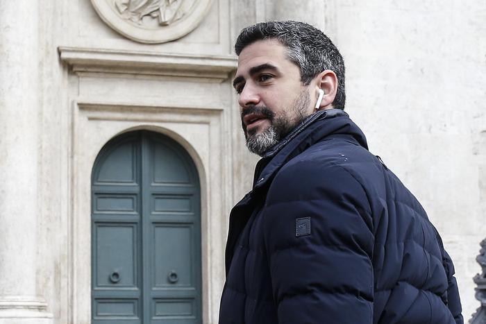 Riccardo Fraccaro ministro dei Rapporti con il Parlamento. La battaglia ai vitalizi approda al governo