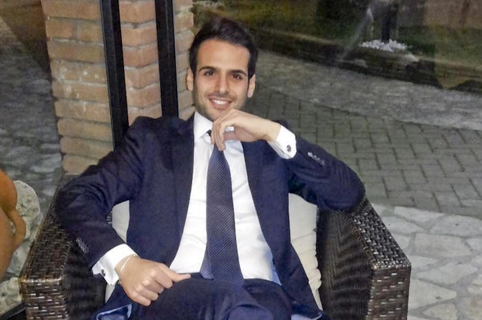 Giampiero Delli Bovi, avvocato apre pacco bomba e rischia di perdere le mani