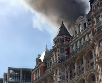 YOUTUBE Incendio al Mandarin Oriental Hyde Park Hotel di Londra