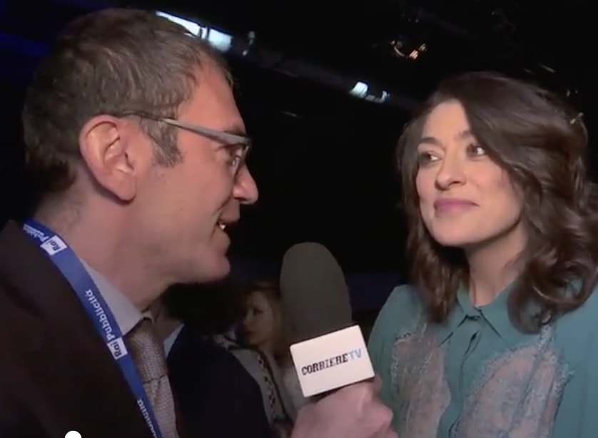 "Elisa Isoardi, parliamo di migranti?". Lei "Qui siamo ai palinsesti Rai" VIDEO