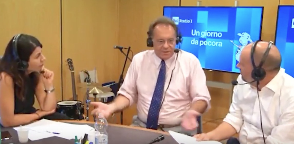 YOUTUBE Alessandro Cecchi Paone: "Nel governo Conte tre ministri gay, due M5s e uno leghista"