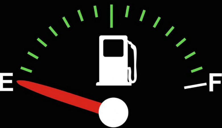 Auto, sempre in riserva danneggia la pompa del carburante