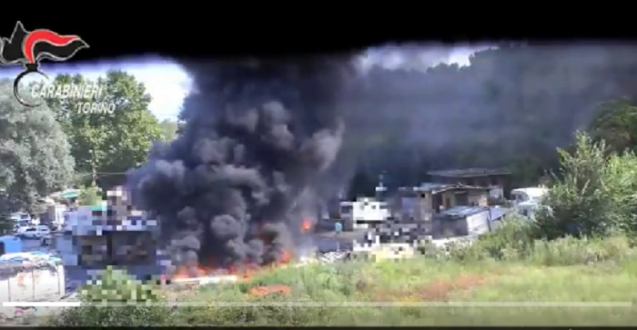 Giorgia Meloni: "Incendi e camion rubati, chiudiamo definitivamente i campi rom"