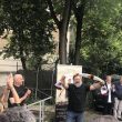 Russell Crowe con la sciarpa della Roma