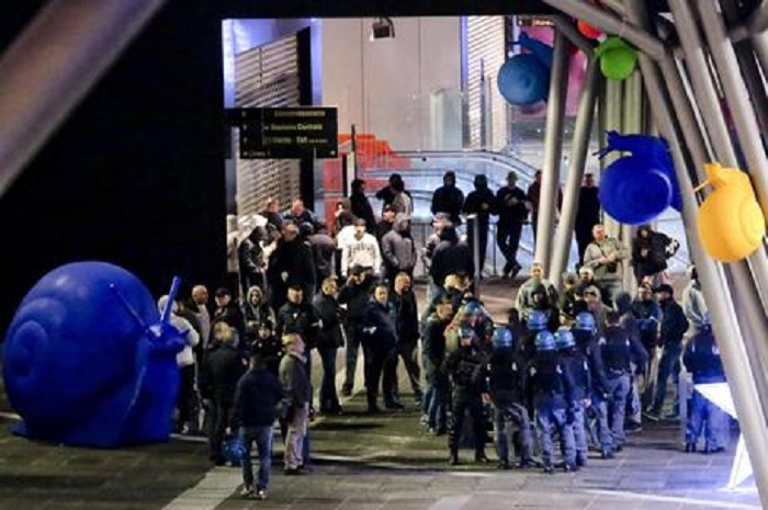 Venezia-Palermo, scontri tra tifosi dopo la partita: un ferito