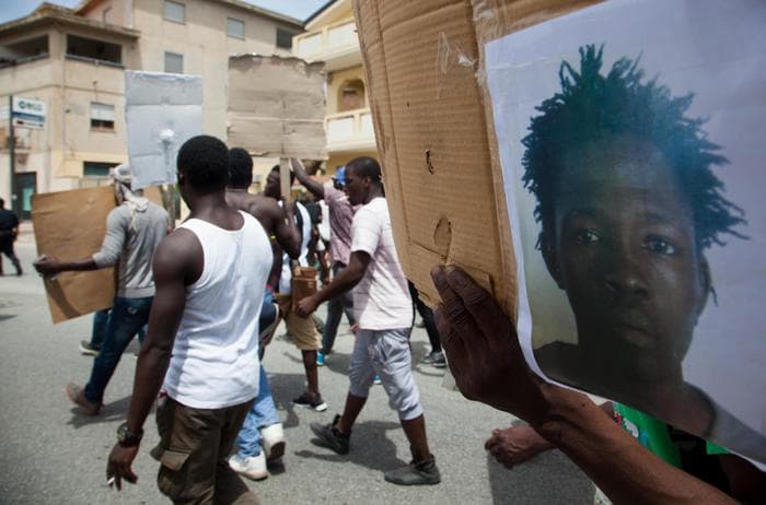 Soumayla immigrato, regolare, sindacalista, fucilato perché dava fastidio. Governo muto.