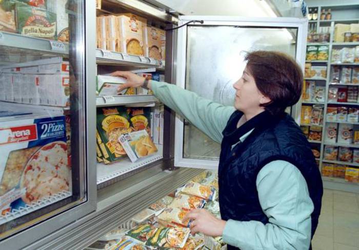 Surgelati: ne mangiamo 841.500 tonnellate. Sempre più verdura, pesce e pizza nel freezer. Meno carne