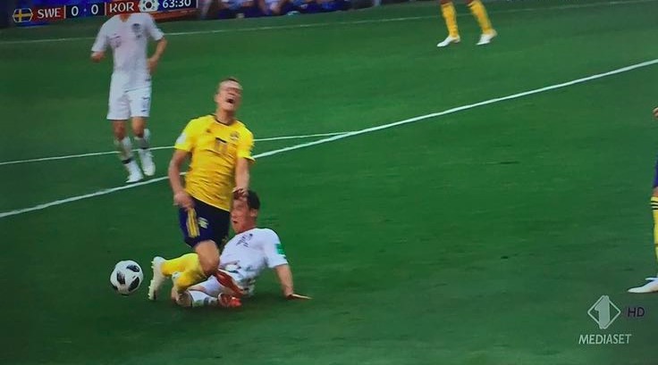Svezia-Corea del Sud, var assegna rigore: Granqvist realizza