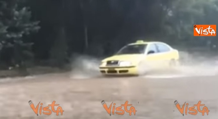 Grecia in ginocchio: dopo gli incendi ecco alluvioni e fango VIDEO