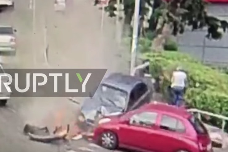 YOUTUBE Russia, auto sulla folla a Sochi. "Un morto e cinque feriti"