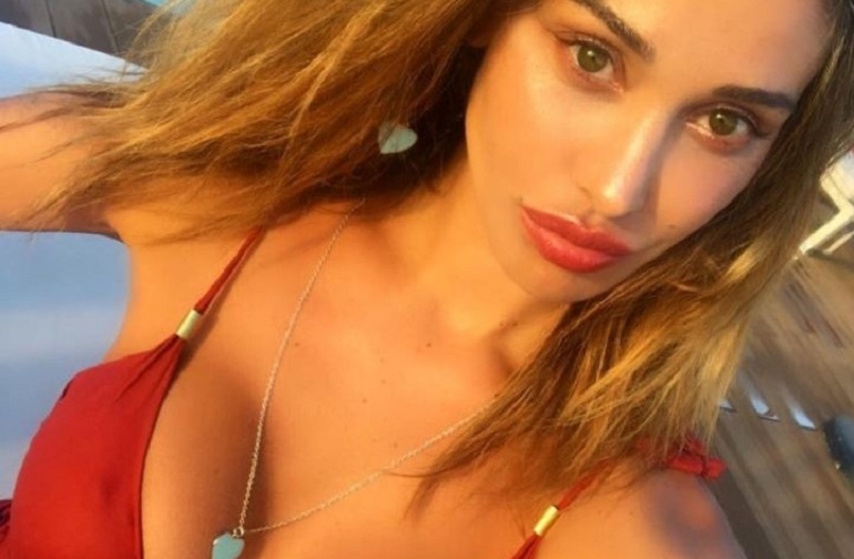 Belen Rodriguez in vacanza a Formentera incontra l'ex Marco Borriello (foto Instagram)