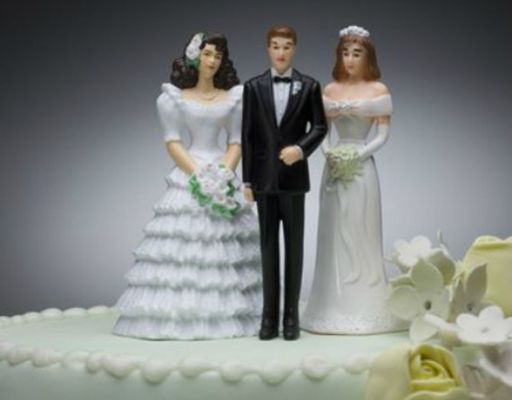 Torino, si sposa due volte in tre mesi. Ma per il giudice non è punibile per "la tenuità del fatto"