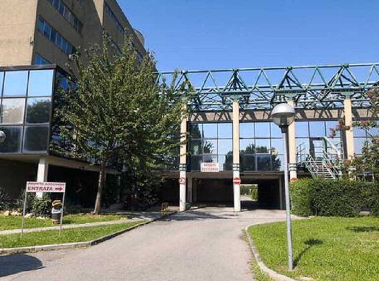 Bresso, salgono a 46 i contagiati da legionella. Il sindaco chiede controlli anche sugli impianti industriali (foto Ansa)