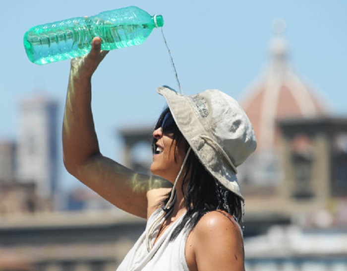 Caldo record in Italia, sfiorati i 40 gradi: il picco martedì