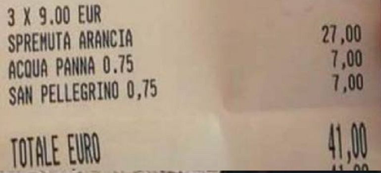 Carlo Cracco, il cliente pubblica lo scontrino salato. Ma la Rete lo attacca: "Hai voluto la bicicletta..." FOTO
